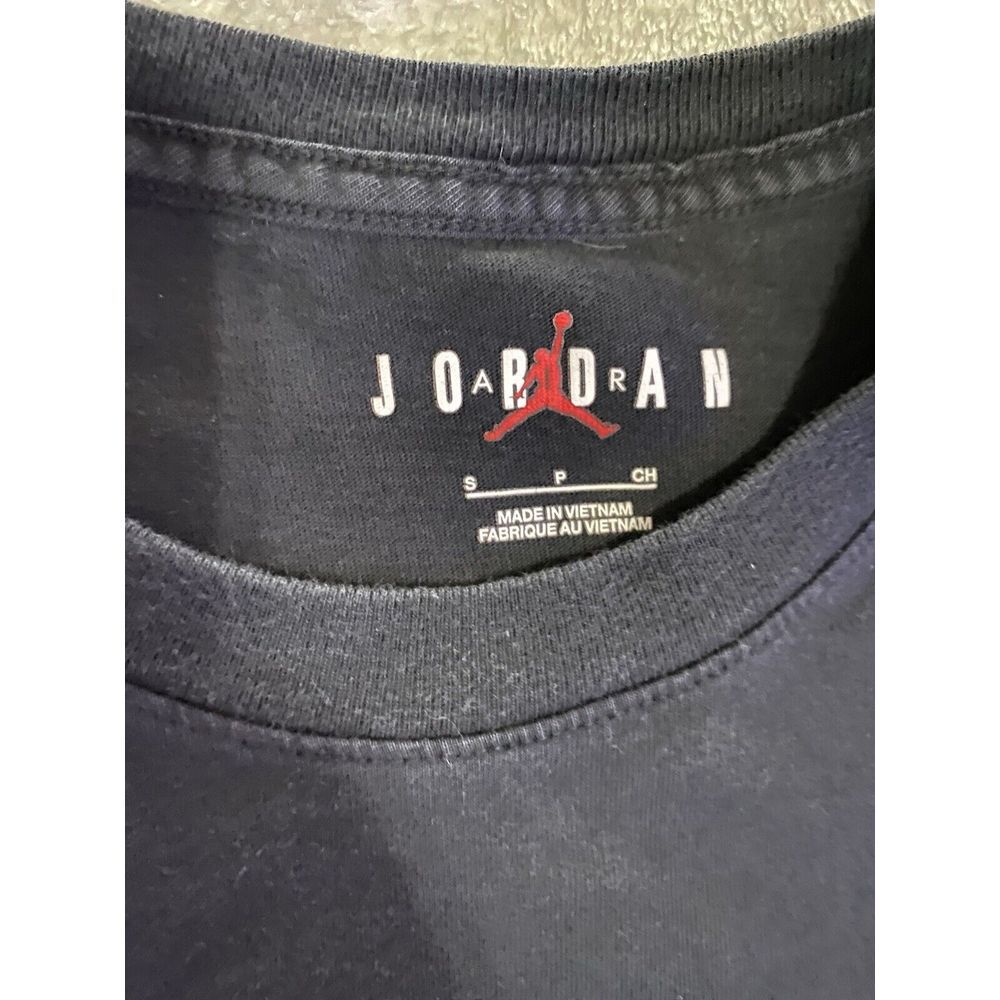 JORDAN Holiday Plaid Black T-Shirt Nike Sz Small DV1433-010 - Picture 2 of 7